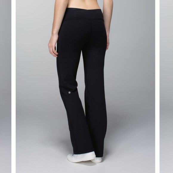Like new lululemon Astro Pant (Regular) - Picture 3 of 8